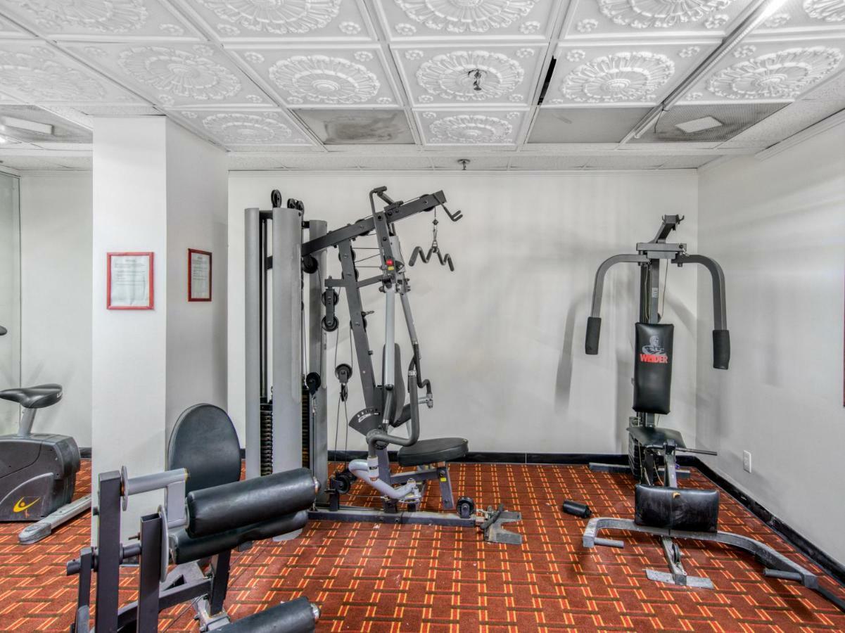 Hotel Oyo Townhouse Houston George Bush Intercontinental Zewnętrze zdjęcie
