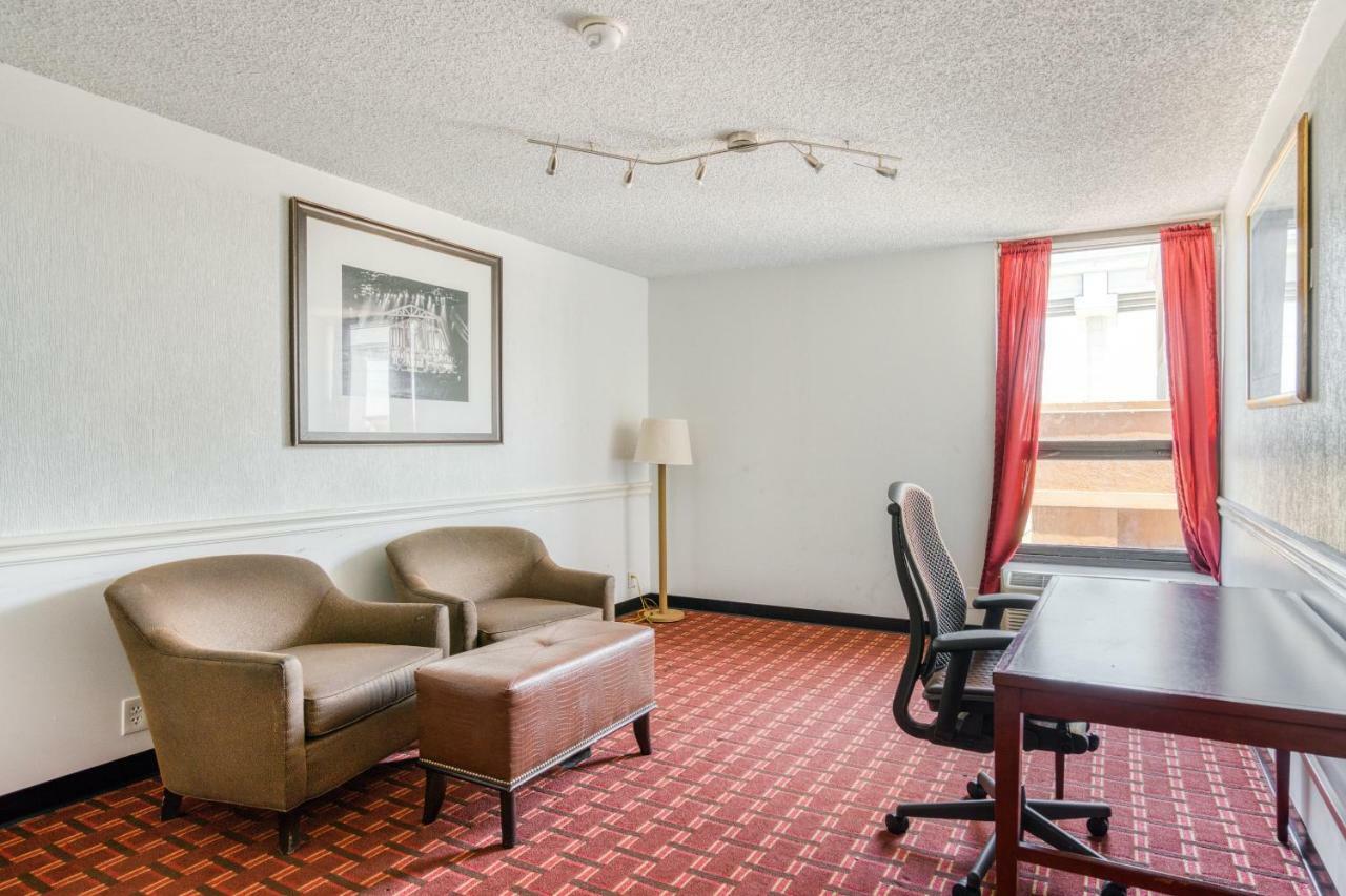 Hotel Oyo Townhouse Houston George Bush Intercontinental Zewnętrze zdjęcie